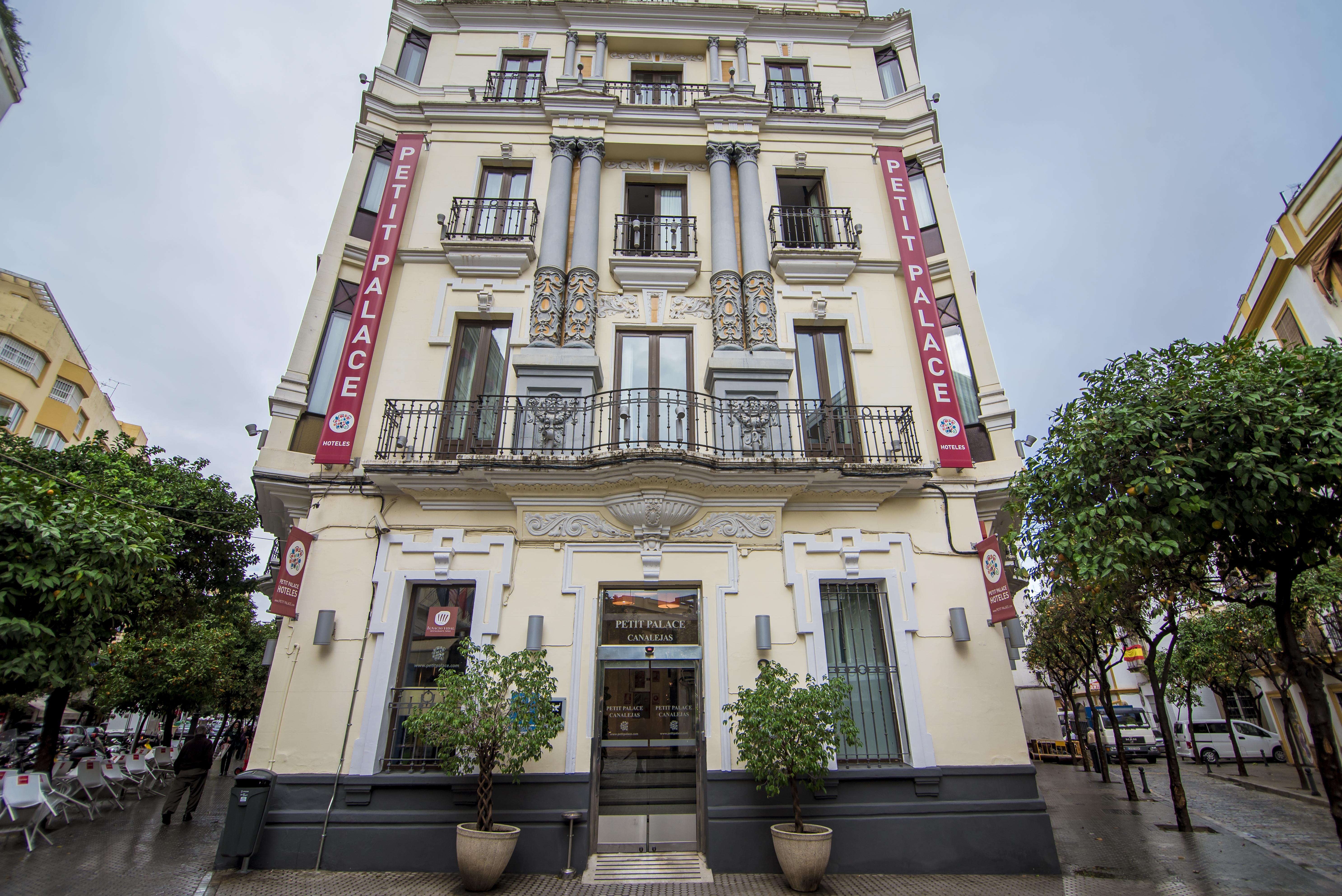 Petit Palace Canalejas Sevilla Екстериор снимка